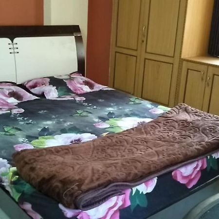Appartement Srinivas Nilayam à Haïdarabad Extérieur photo